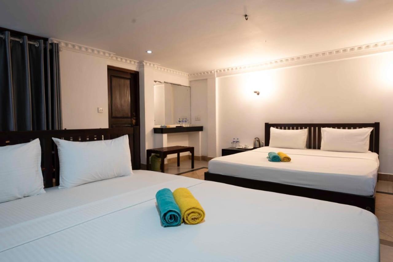 Topaz Beach Hotel Negombo Ngoại thất bức ảnh