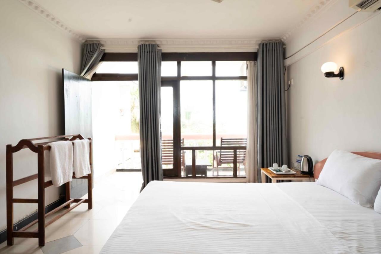 Topaz Beach Hotel Negombo Ngoại thất bức ảnh