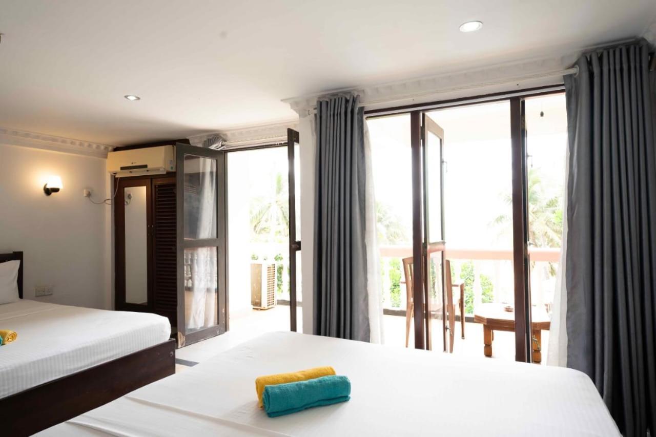 Topaz Beach Hotel Negombo Ngoại thất bức ảnh