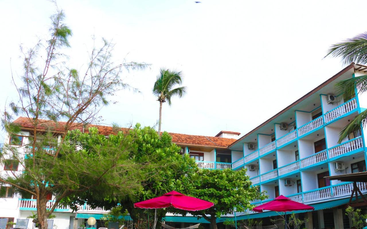Topaz Beach Hotel Negombo Ngoại thất bức ảnh